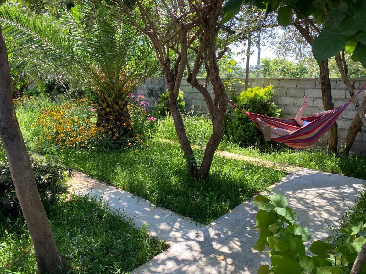 Villa Jakos Paradise บาทูมิ ภายนอก รูปภาพ