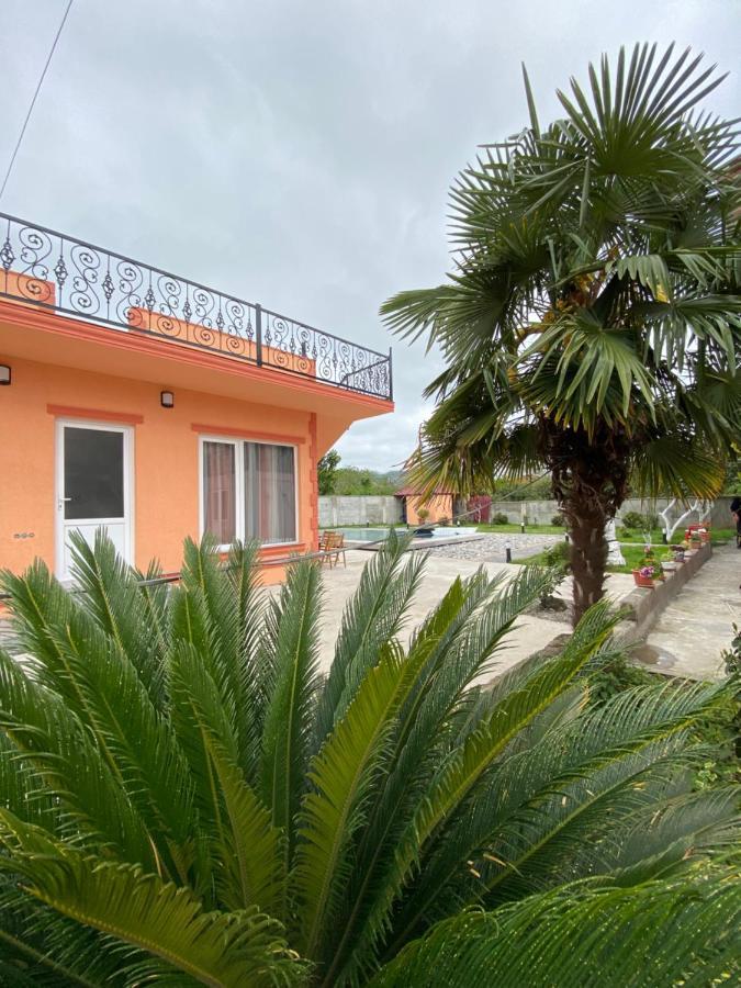 Villa Jakos Paradise บาทูมิ ภายนอก รูปภาพ